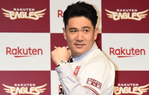 Masahiro Tanaka of the Tohoku Rakuten Golden Eagles (Photo by Jun Sato/Getty Images)