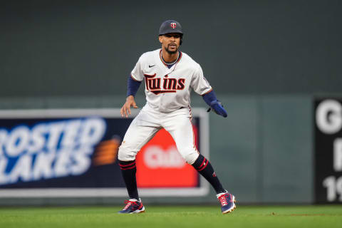 MINNEAPOLIS, MN – JUNE 21: Byron Buxton #25 of the Minnesota Twins runs against the Cincinnati Reds on June 21, 2021 at Target Field in Minneapolis, Minnesota. (Photo by Brace Hemmelgarn/Minnesota Twins/Getty Images)