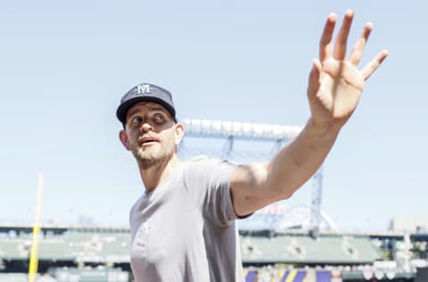 SEATTLE, WASHINGTON - AUGUST 29: James Paxton #44 of the Seattle Mariners waves to fans before the game against the Kansas City Royals at T-Mobile Park on August 29, 2021 in Seattle, Washington. (Photo by Steph Chambers/Getty Images)