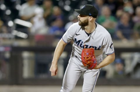 NEW YORK, NEW YORK - JULY 08: Anthony Bass #52 of the Miami Marlins in action against the New York Mets at Citi Field on July 08, 2022 in New York City. The Marlins defeated the New York Mets 5-2. (Photo by Jim McIsaac/Getty Images)