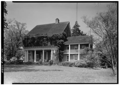 Photo of Woodburn, the Delaware Governor's Mansion